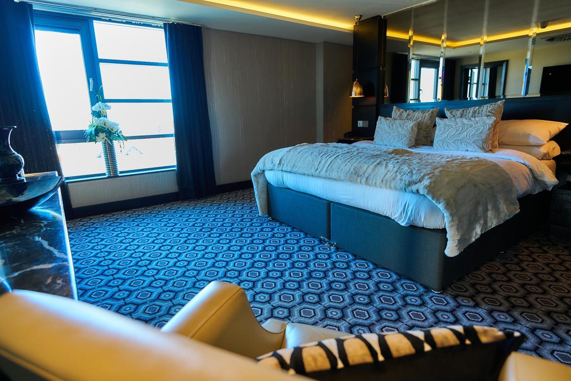 The Vincent Hotel Саутпорт Екстериор снимка
