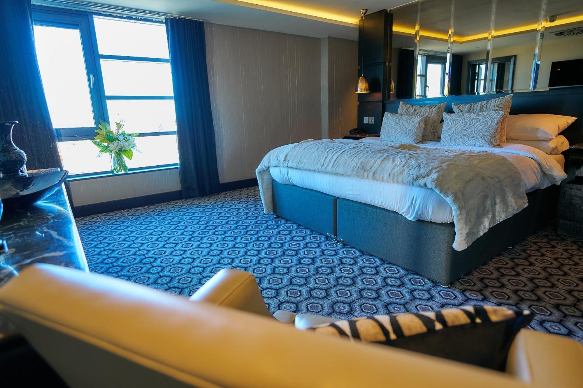 The Vincent Hotel Саутпорт Екстериор снимка